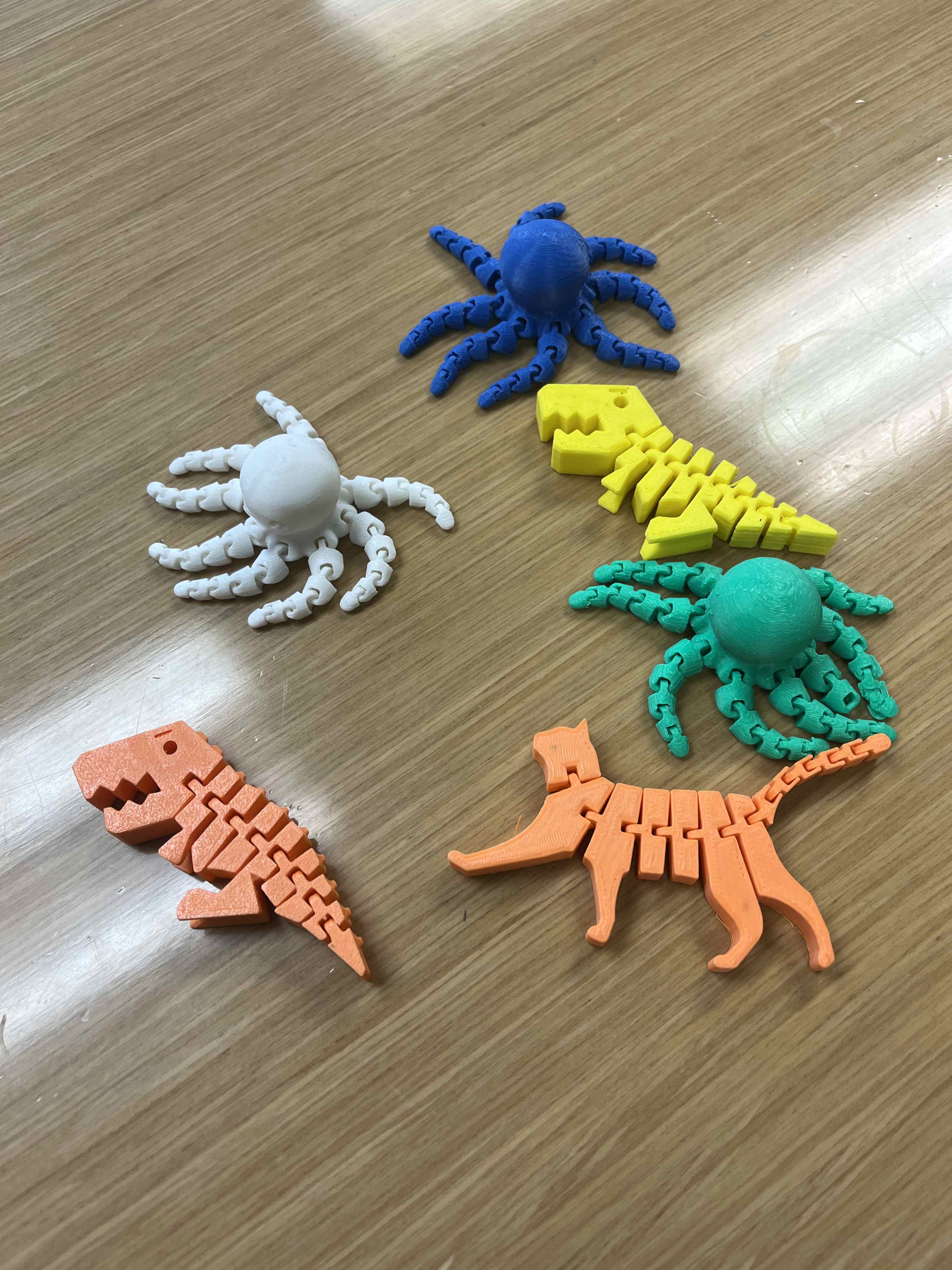 Colorful 3D printed articulated models